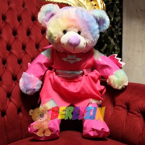Lier - Build a Bear Workshop - Berefijn - Maak je eigen knuffel - knuffelbeer - teddybeer - regenboog kleuren - batgirl