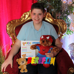 Berefijn - maak je eigen knuffelbeer - build a bear workshop - teddybeer - spiderman - origineel verjaardagsfeestje - marvel