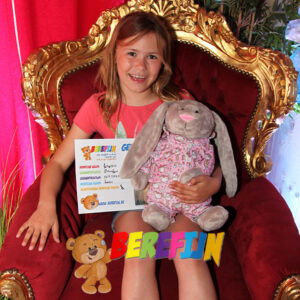 Berefijn - Build a bear workshop - maak je eigen knuffelbeer - konijn - pyjama - troost - inslapen - babyborrel - geboorte