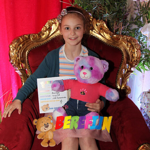 Make your own teddy bear Amy at Berefijn during your unique birthday party or day out together in Belgium