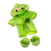 Fabriquez votre propre ours en peluche sur Berefijn.be et offrez-lui ce joli peignoir et chaussons grenouille vert à porter à la piscine