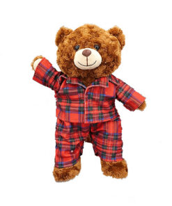 Auf der Suche nach Opas Retro-Pyjama? Mit diesem karierten Retro-Pyjama wird Ihr Teddybär zum süßesten! Das perfekte Weihnachtsgeschenk für unter den Weihnachtsbaum.